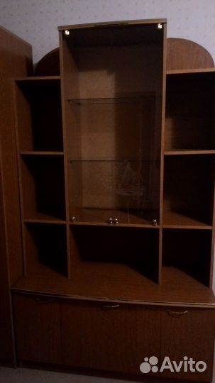 Мебельная стенка небольшая