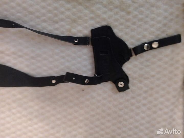 Кобура наплечная