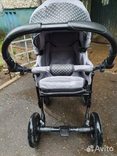 Прогулочная коляска 3 в 1