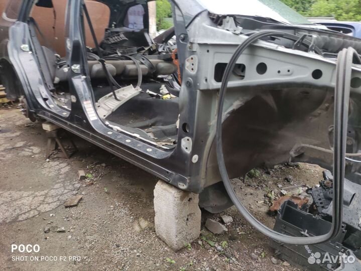 В разборе subaru outback 2014