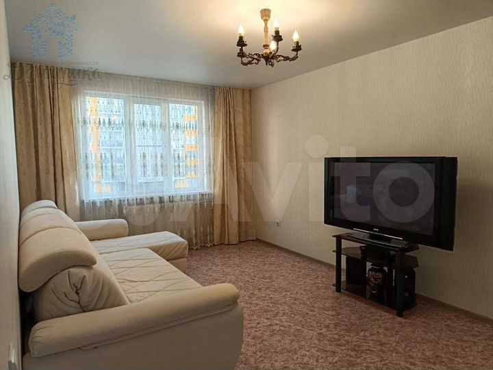 2-к. квартира, 68 м², 3/17 эт.