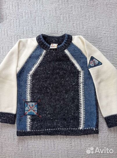 Свитер детский вязаный