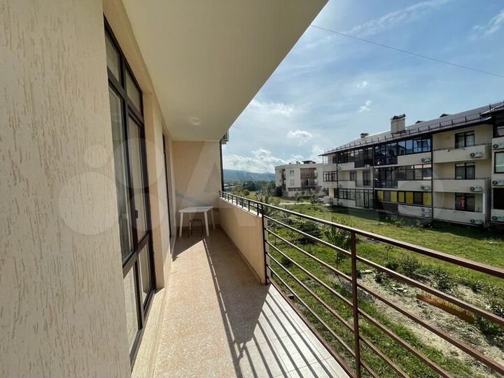 1-к. квартира, 40 м², 1/3 эт.