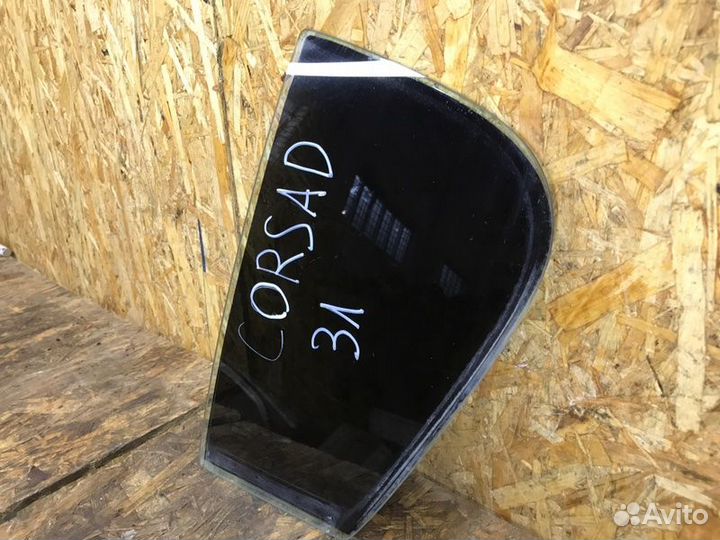 Форточка двери задняя левая Opel Corsa D хетчбек