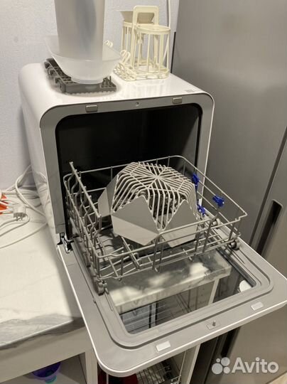 Посудомойка Midea mcfd42900blmini-i