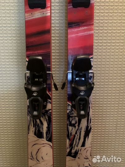 Горные лыжи Armada ARV 175 с креплениями