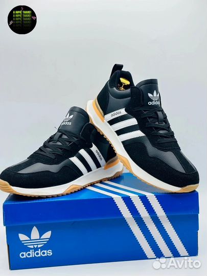 Кроссовки Adidas