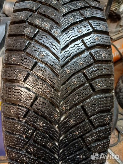 Michelin X-Ice North 4 225/65 R17 106H