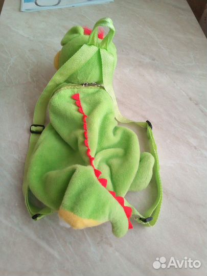 Раскраска и рюкзачок Дракоша