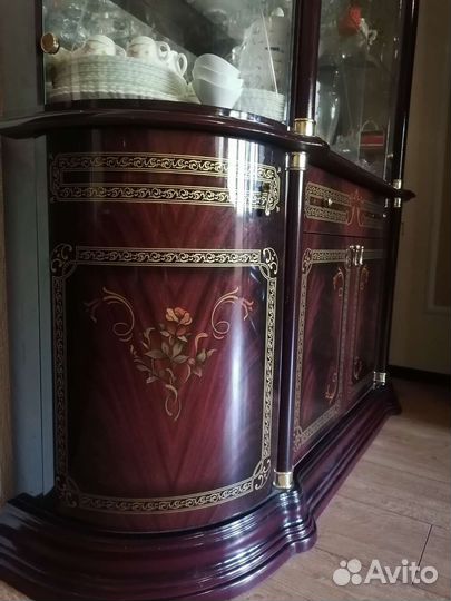 Буфеты и серванты бу