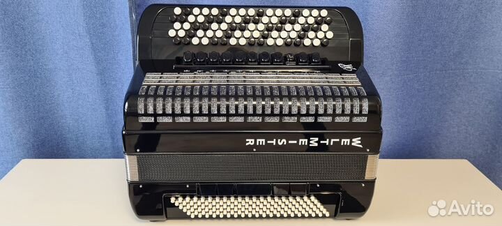 Баян Weltmeister Romance 874