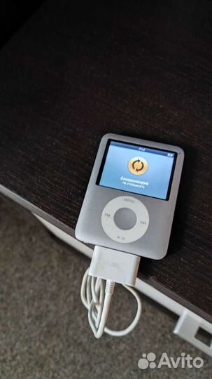 Плеер iPod nano 4 gb