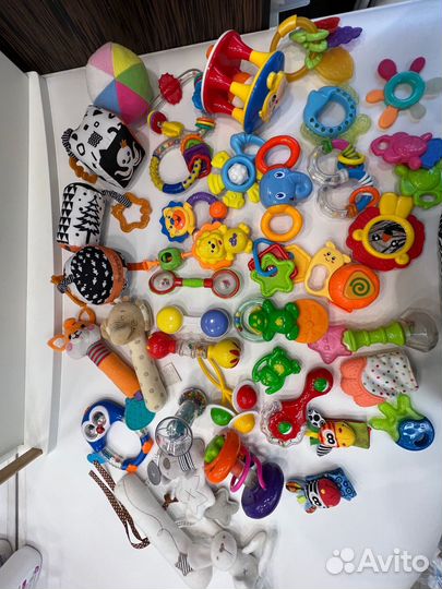 Игрушки погремушки пакетом 0-1 года