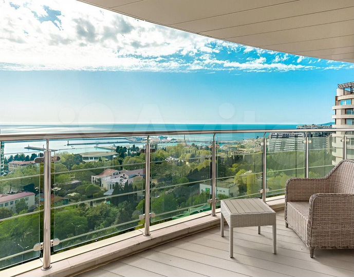 2-к. квартира, 125 м², 15/17 эт.