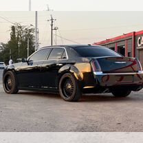 Chrysler 300C 3.6 AT, 2011, 250 000 км, с пробегом, цена 1 850 000 руб.