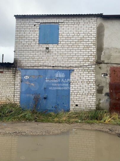 Гараж, > 30 м²