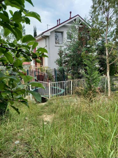 Дом 106 м² на участке 5 сот.