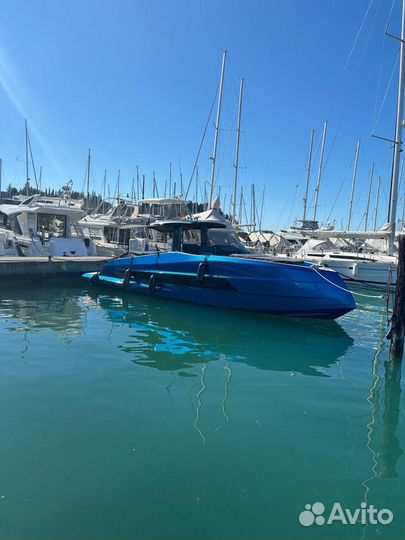 Яхта моторная Astondoa 377 coupe