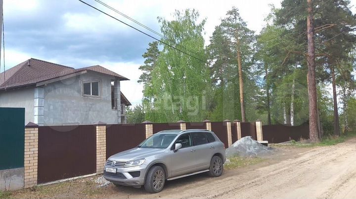 Дом 250 м² на участке 12,7 сот.