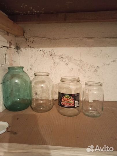 Банки стеклянные разного объёма