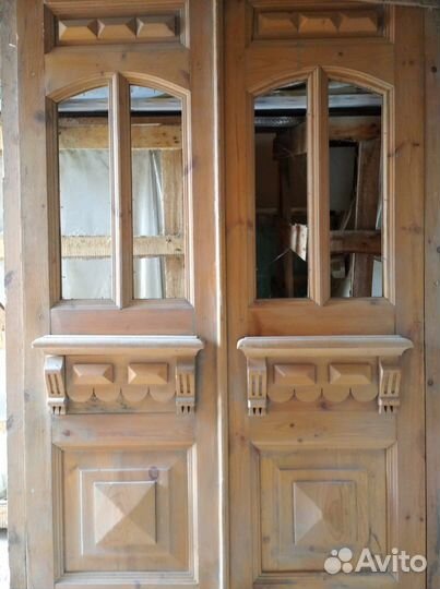 Двери деревянные