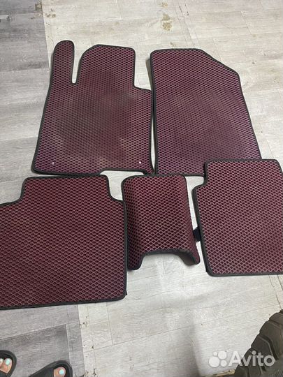 Ево коврики на KIA optima 4