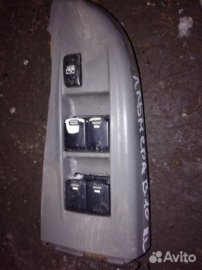 Блок управления стеклоподъемниками almera b10