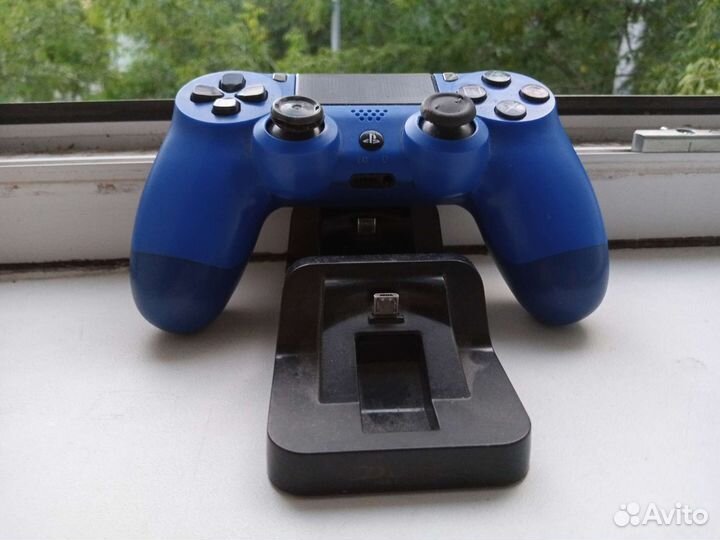 Джойстик dualshock ps4 со станцией