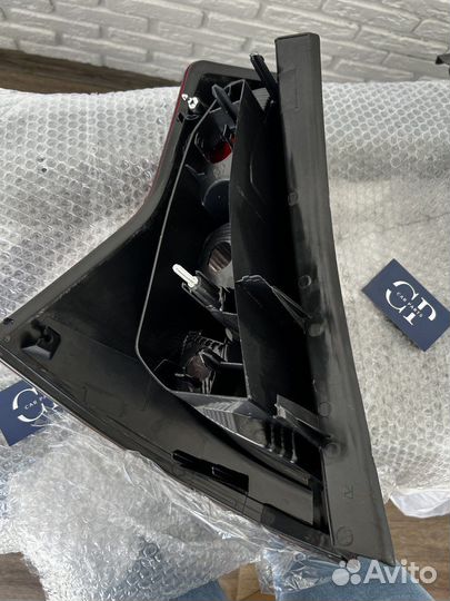 Фонарь задний правый Renault Sandero