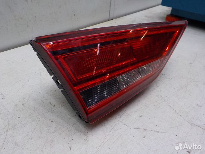 Фонарь задний левый внутренний Audi A3 (8V) 2013