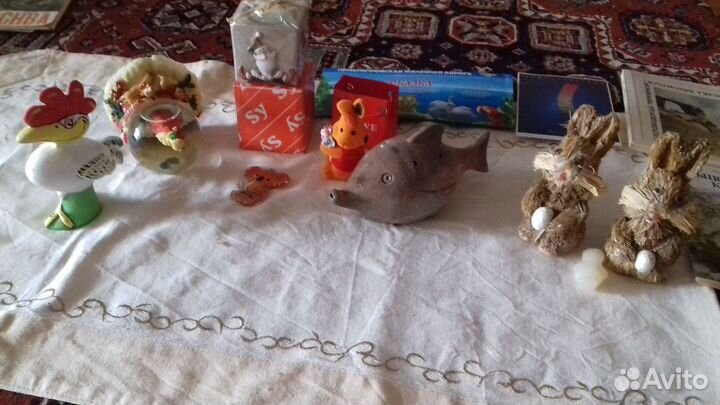 Глиняные, пласт., Эйфель, др. фигурки