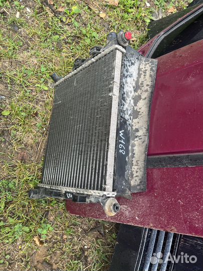 Радиатор на mercedes w168 a140