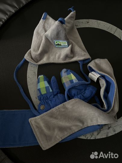 Комплект шапка шарф и варежки