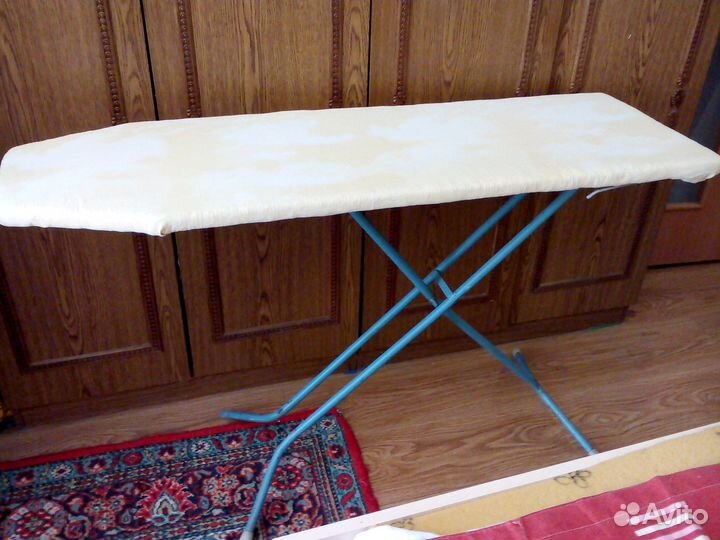 Гладильные доски- Напольные- 3 шт, настольная- 1шт