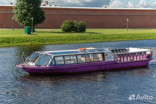 Билетный кассир на причал