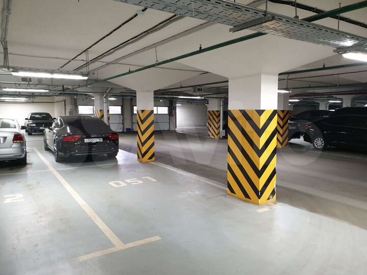 Машиноместо, 15 м²