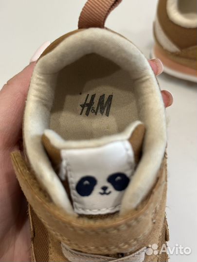 Кроссовки детские hm