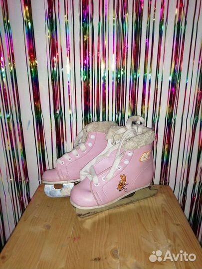 Коньки для девочки 29р