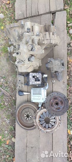 Робот toyota corolla Е150 по частям