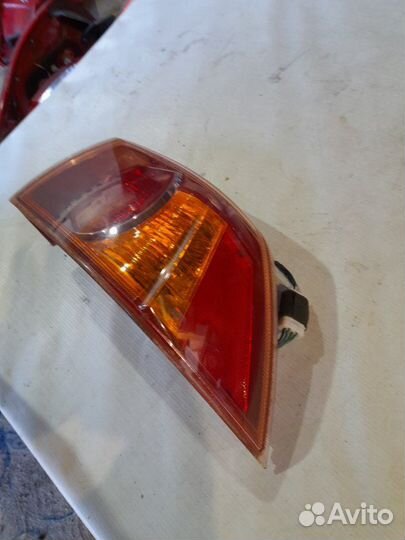 Фонарь в крыло правый Mitsubishi Lancer 10 2.0