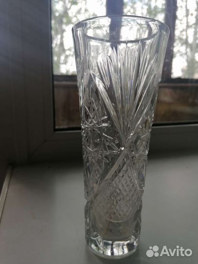 Хрустальная ваза