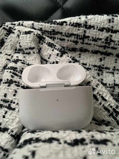 Беспроводные наушники AirPods 3