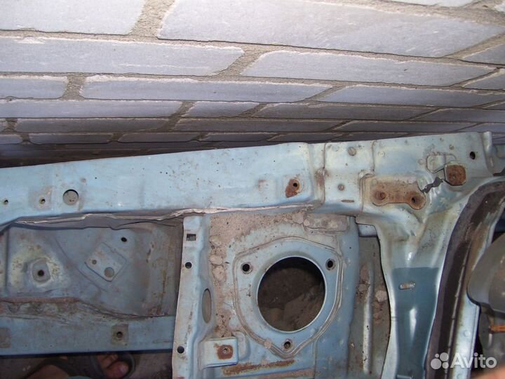 Хендай гетц четверть передняя правая