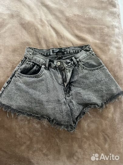 Шорты женские