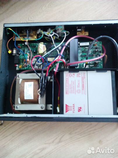 Источник бесперебойного питания