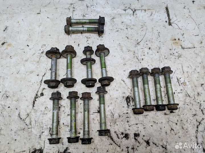 Болты задней подвески Nissan Teana J32 14шт