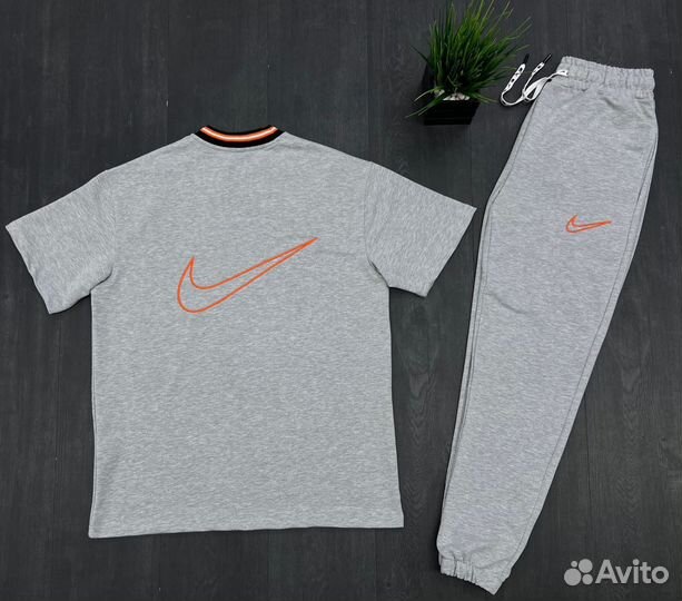 Спортивный костюм весенний Nike