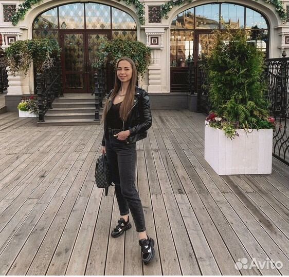 Менеджер по работе с клиентами