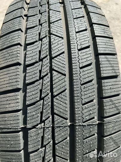 Sunwide Snowide 215/60 R16 79U