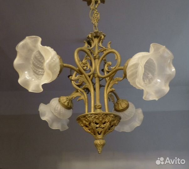 Старинная люстра 